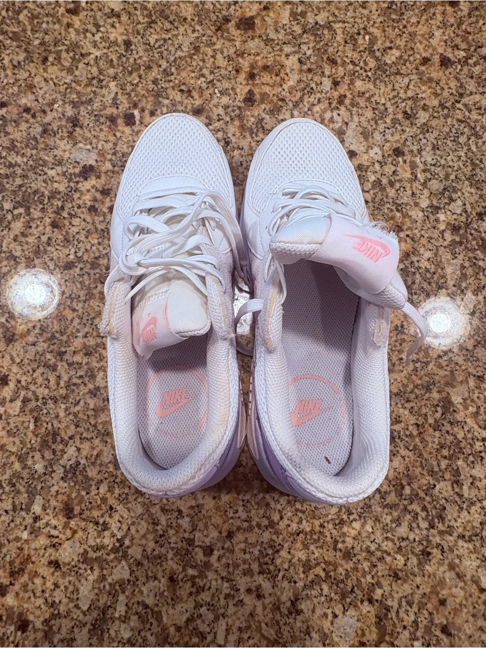 Nike reposhing this